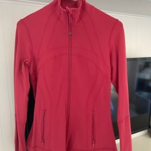 Lululemon define jacket size 6 red